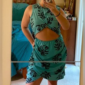 NWOT Tropical Print Cotton Dress w/ Cut Out and Twist at Chest